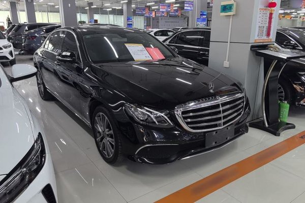 Mercedes-Benz E-Class 2019, 78000 км, за 33049 USD