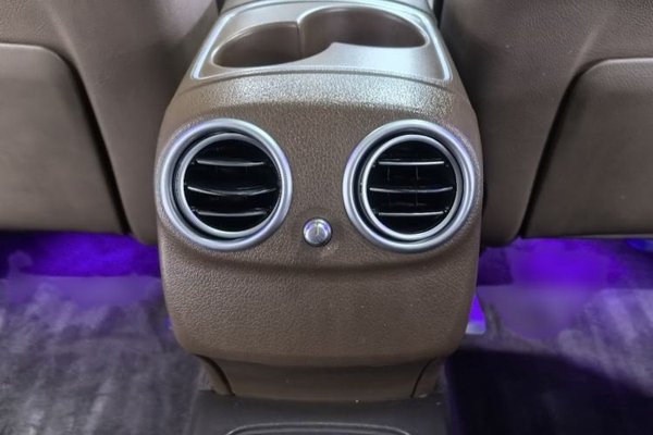 Mercedes-Benz E-Class 2019, 78000 км, за 33049 USD - фото 11