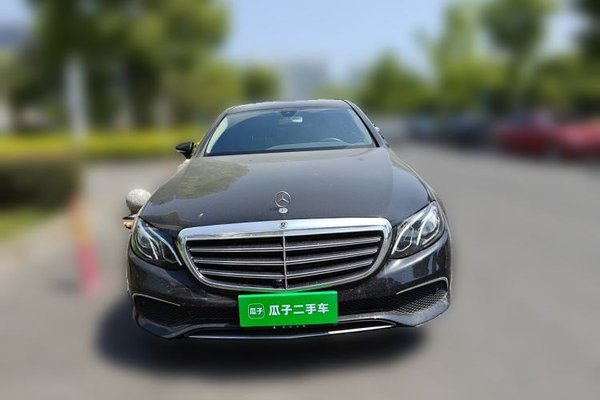 Mercedes-Benz E-Class 2019, 93800 км, за 30557 USD