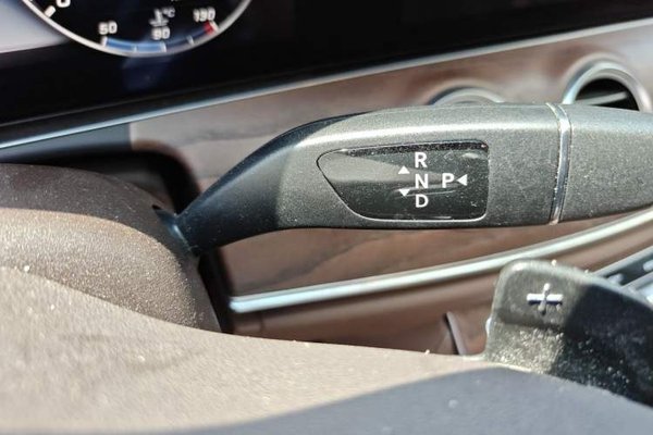 Mercedes-Benz E-Class 2019, 93800 км, за 30557 USD - фото 11