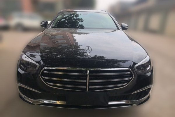 Mercedes-Benz E-Class 2019, 94700 км, за 28108 USD