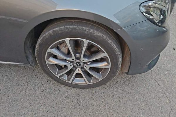 Mercedes-Benz E-Class 2019, 88400 км, за 26506 USD