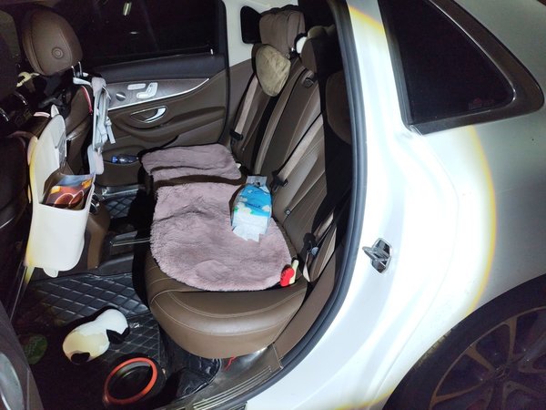 Mercedes-Benz E-Class 2019, 50199 км, за 31709 USD - фото 11