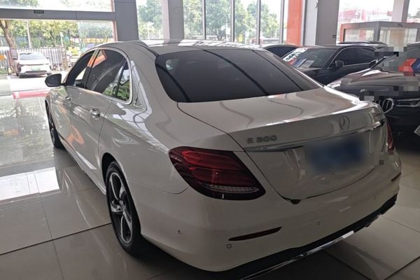 Mercedes-Benz E-Class 2019, 78800 км, за 30000 USD