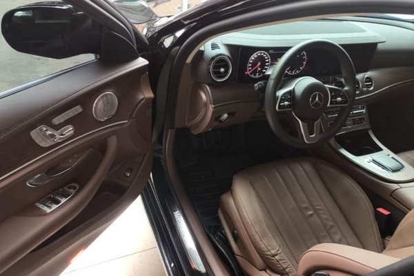 Mercedes-Benz E-Class 2020, 110800 км, за 34294 USD - фото 18