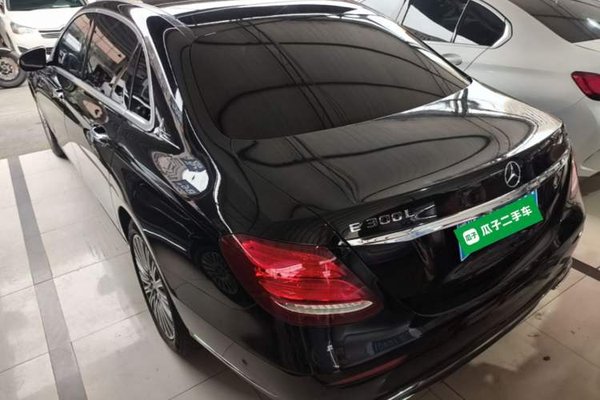 Mercedes-Benz E-Class 2020, 110800 км, за 34294 USD