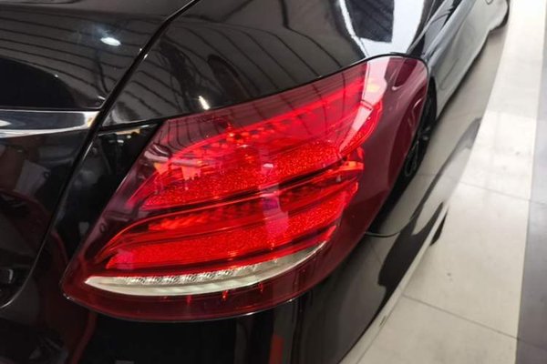 Mercedes-Benz E-Class 2020, 110800 км, за 34294 USD - фото 9