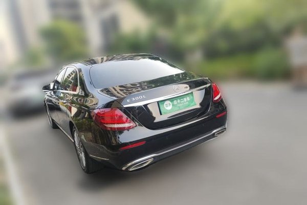 Mercedes-Benz E-Class 2020, 118699 км, за 33504 USD