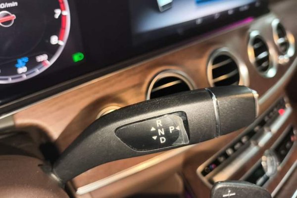 Mercedes-Benz E-Class 2020, 127400 км, за 33363 USD - фото 16