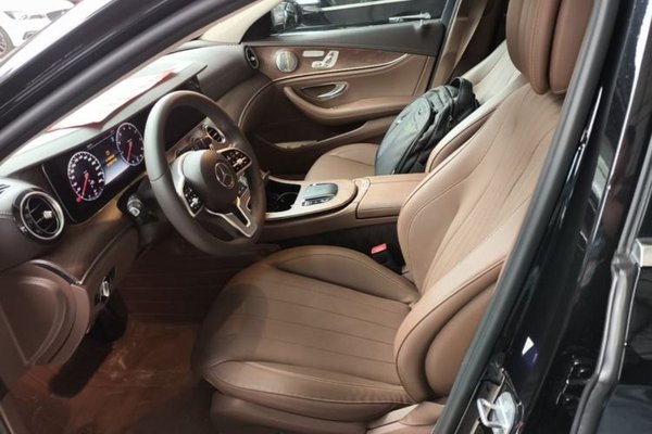 Mercedes-Benz E-Class 2020, 127400 км, за 33363 USD - фото 17