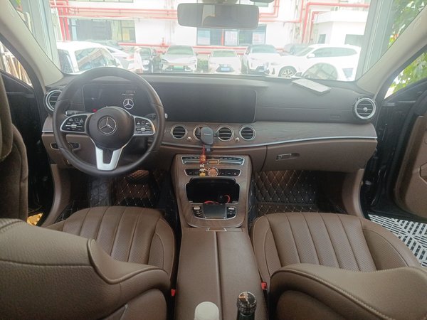 Mercedes-Benz E-Class 2020, 67800 км, за 38360 USD - фото 9