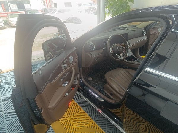 Mercedes-Benz E-Class 2020, 67800 км, за 38360 USD - фото 19