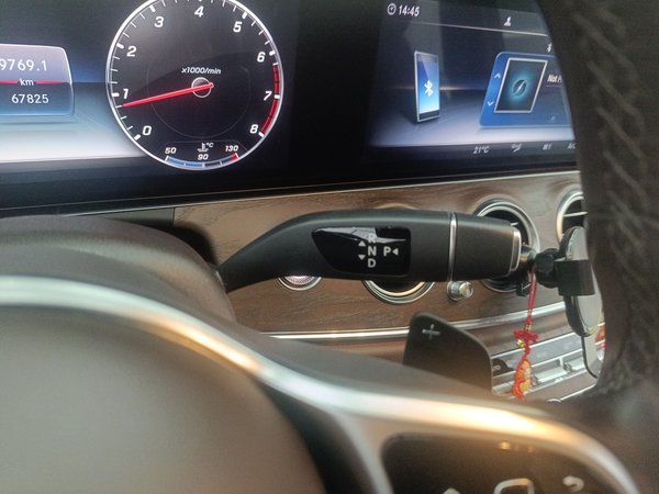 Mercedes-Benz E-Class 2020, 67800 км, за 38360 USD - фото 11