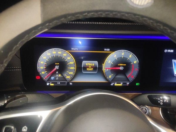 Mercedes-Benz E-Class 2020, 92600 км, за 31806 USD - фото 9