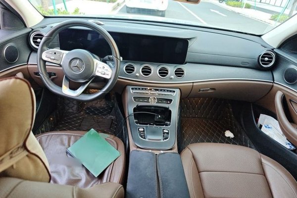 Mercedes-Benz E-Class 2020, 104000 км, за 26713 USD - фото 9