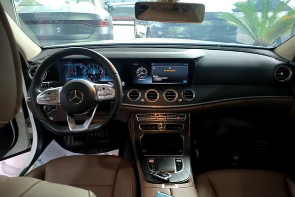 Mercedes-Benz E-Class 2020, 61100 км, за 31164 USD - фото 13