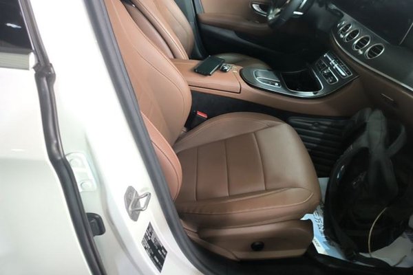 Mercedes-Benz E-Class 2020, 61100 км, за 31164 USD - фото 23