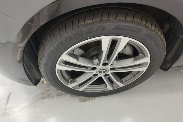 Mercedes-Benz E-Class 2021, 65300 км, за 34178 USD - фото 8