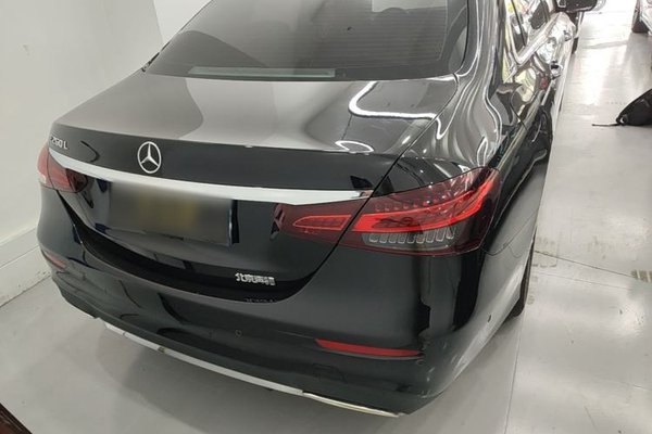 Mercedes-Benz E-Class 2021, 65300 км, за 34178 USD