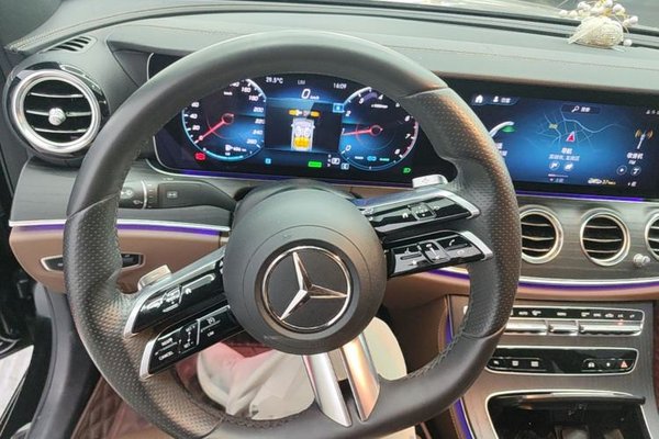 Mercedes-Benz E-Class 2021, 65300 км, за 34178 USD - фото 14
