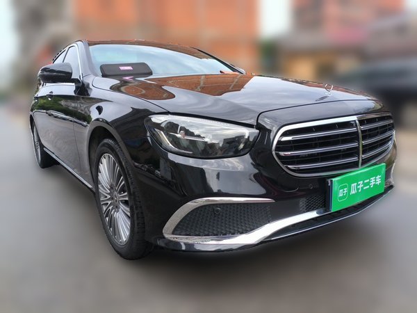 Mercedes-Benz E-Class 2021, 106700 км, за 35690 USD