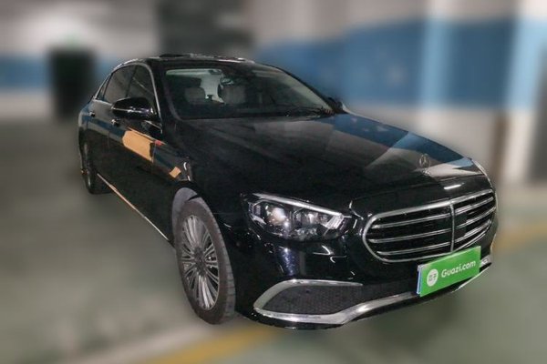 Mercedes-Benz E-Class 2021, 127400 км, за 37324 USD