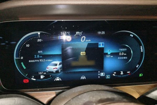 Mercedes-Benz E-Class 2021, 127400 км, за 37324 USD - фото 10
