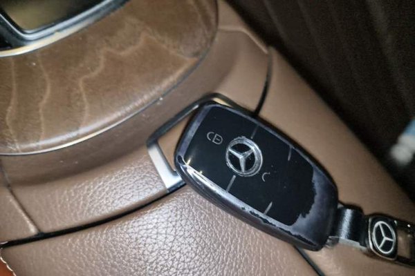 Mercedes-Benz E-Class 2021, 127400 км, за 37324 USD - фото 17