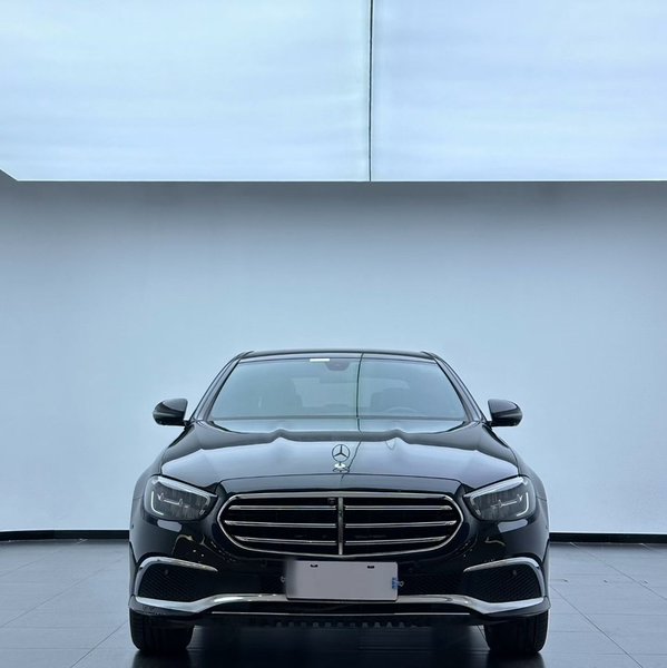 Mercedes-Benz E-Class 2021, 140900 км, за 34466 USD