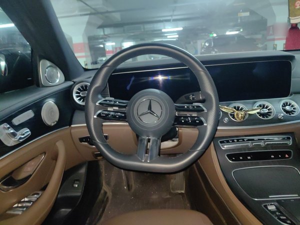 Mercedes-Benz E-Class 2021, 35500 км, за 38503 USD - фото 7