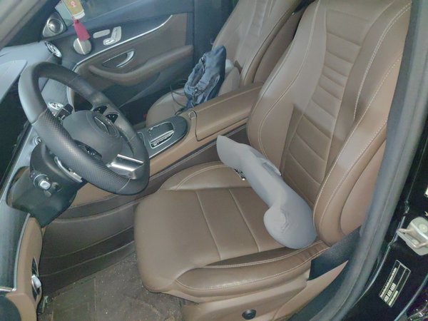Mercedes-Benz E-Class 2021, 35500 км, за 38503 USD - фото 12