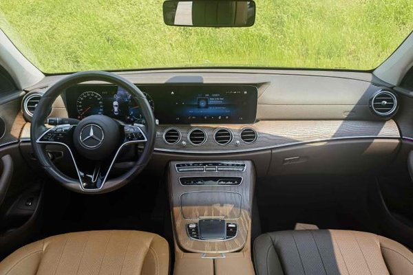 Mercedes-Benz E-Class 2021, 49900 км, за 40673 USD - фото 8