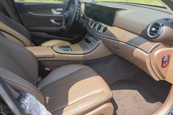 Mercedes-Benz E-Class 2021, 49900 км, за 40673 USD - фото 14
