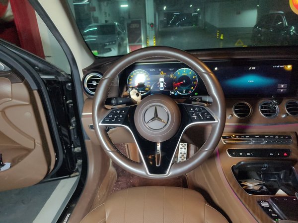 Mercedes-Benz E-Class 2021, 54500 км, за 46423 USD - фото 7