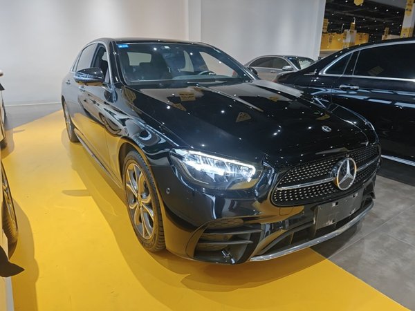 Mercedes-Benz E-Class 2021, 56400 км, за 40899 USD