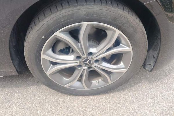 Mercedes-Benz E-Class 2021, 69100 км, за 35077 USD