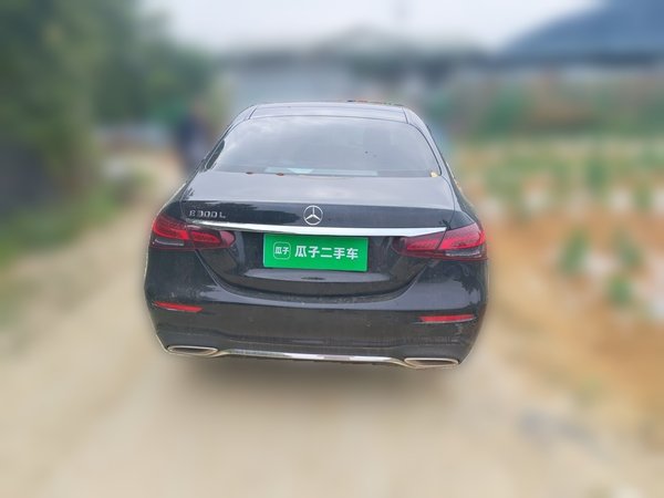 Mercedes-Benz E-Class 2021, 87400 км, за 36940 USD