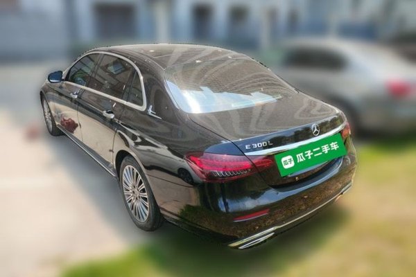 Mercedes-Benz E-Class 2021, 92500 км, за 32635 USD