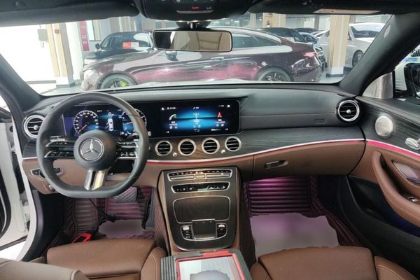 Mercedes-Benz E-Class 2021, 49200 км, за 34406 USD - фото 18