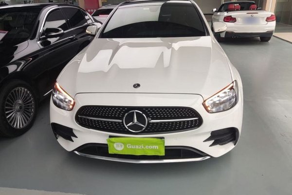 Mercedes-Benz E-Class 2021, 49200 км, за 34406 USD