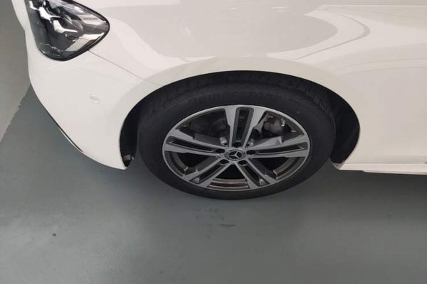 Mercedes-Benz E-Class 2021, 49200 км, за 34406 USD - фото 8