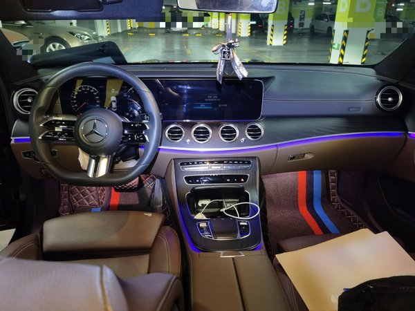 Mercedes-Benz E-Class 2022, 35900 км, за 40898 USD - фото 10