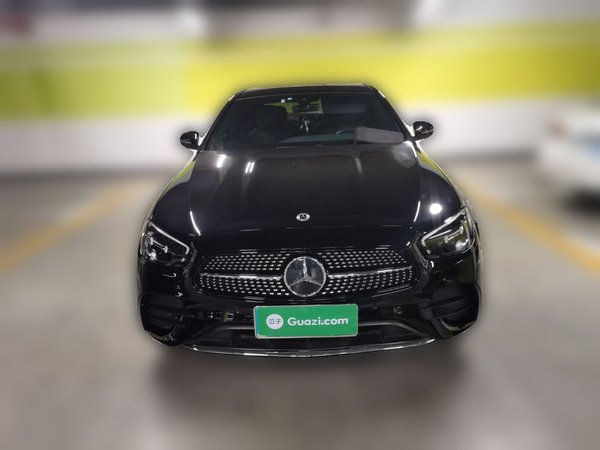 Mercedes-Benz E-Class 2022, 35900 км, за 40898 USD