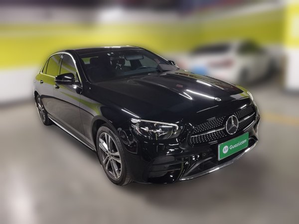 Mercedes-Benz E-Class 2022, 35900 км, за 40898 USD