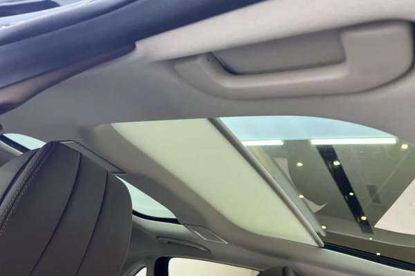 Mercedes-Benz E-Class 2022, 36800 км, за 37885 USD - фото 14