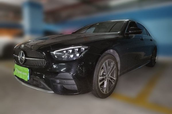 Mercedes-Benz E-Class · 2022 год