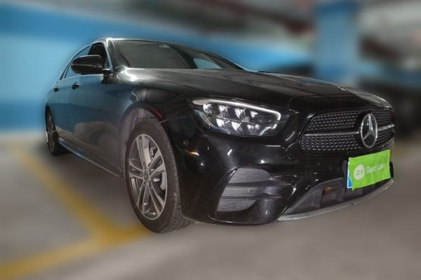 Mercedes-Benz E-Class 2022, 75500 км, за 31229 USD