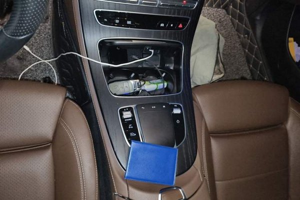 Mercedes-Benz E-Class 2022, 75500 км, за 31229 USD - фото 14