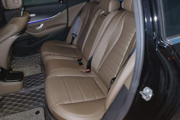 Mercedes-Benz E-Class 2022, 75500 км, за 31229 USD - фото 17
