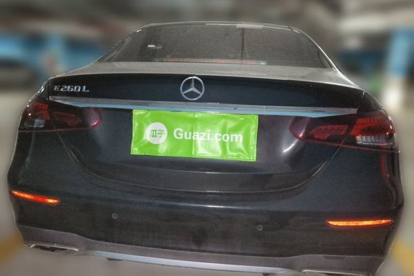 Mercedes-Benz E-Class 2022, 75500 км, за 31229 USD